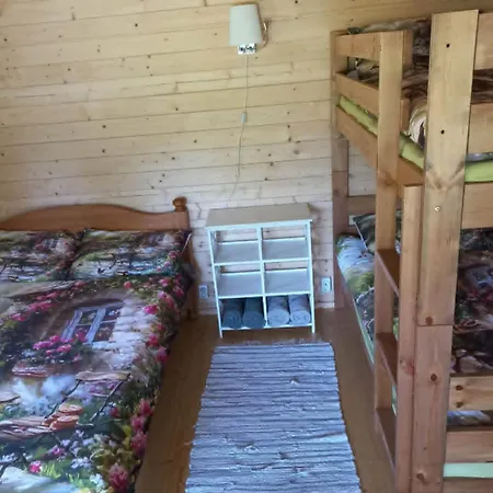 Muhu Garden مكان تخييم